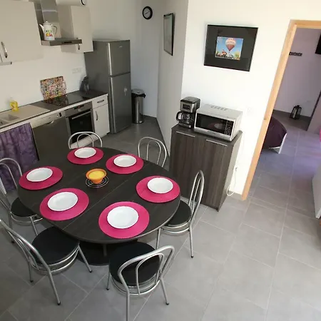 Montgolfiere 6 Personnes 度假居 沙泰勒罗