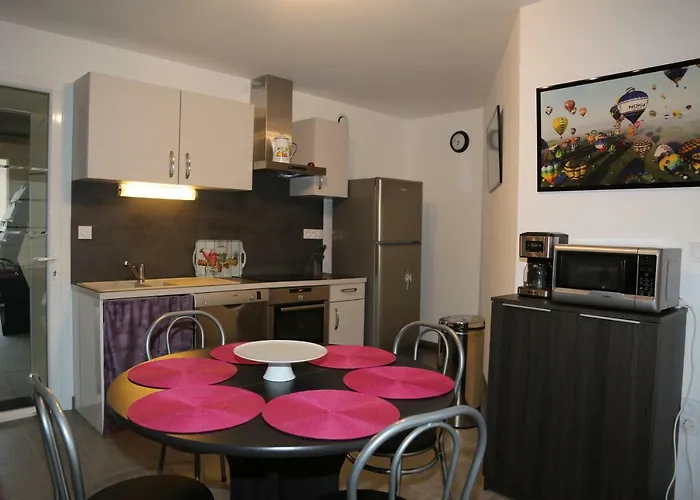 Montgolfiere 6 Personnes Сasa de vacaciones